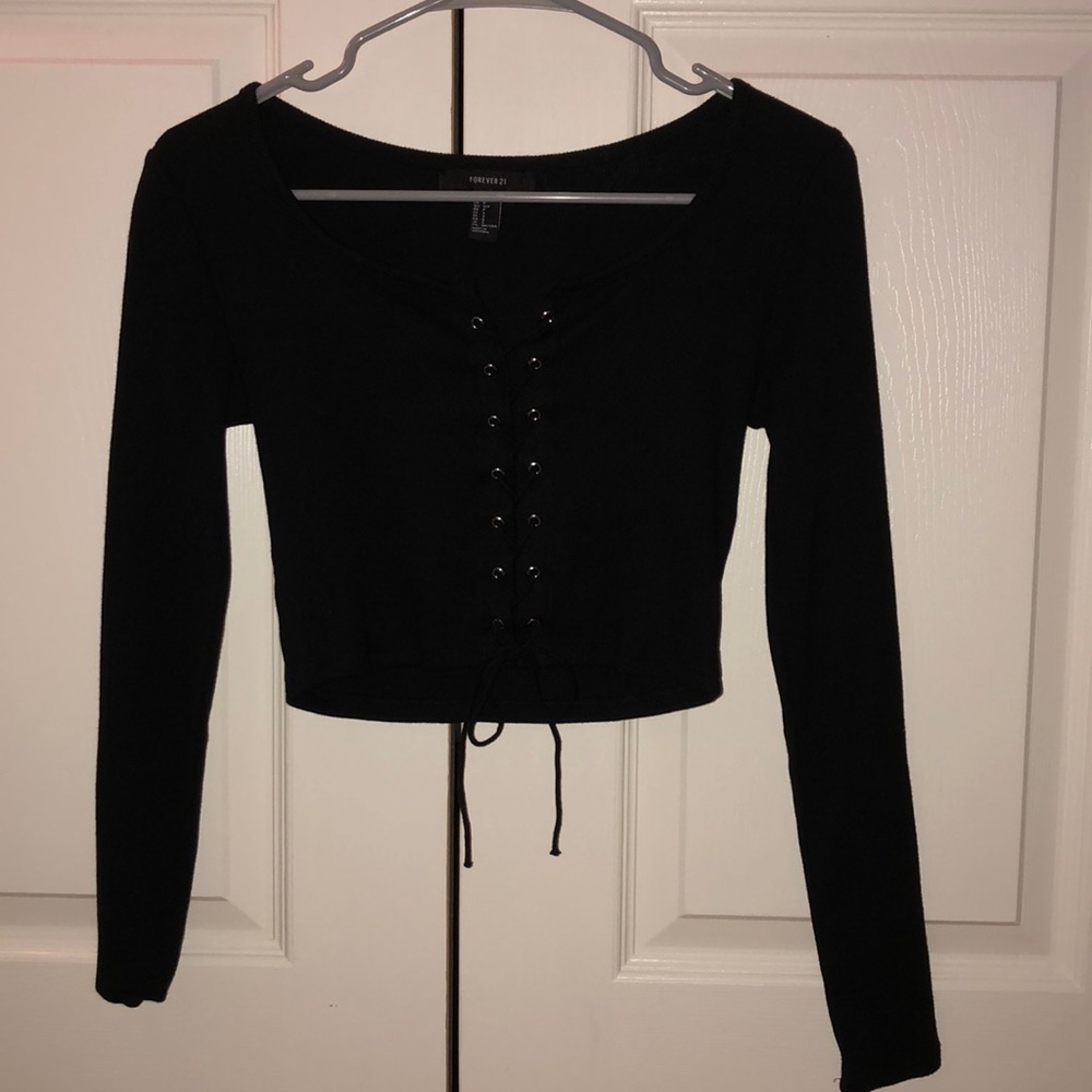 lace up long sleeve crop top (NEVER WORN)